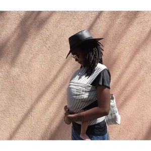 Meet your Posher, Cynthia